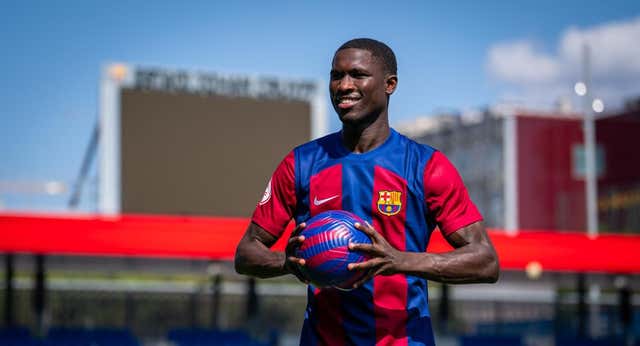 El Barça Atlètic activa la operación central: Mbacke será blaugrana