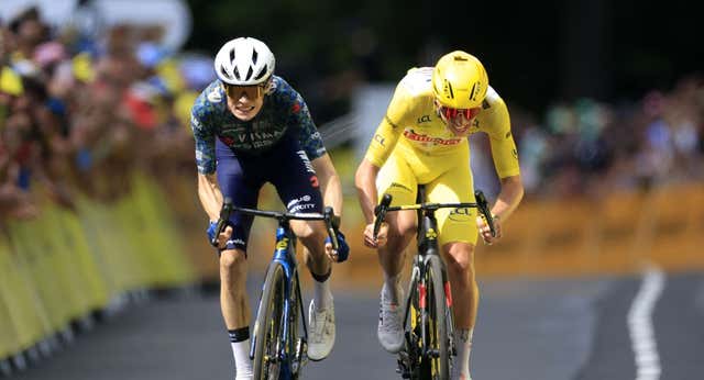 Pogacar asume la derrota al sprint para seguir retando a Vingegaard: «Tuve un buen día, él de los mejores de su carrera»