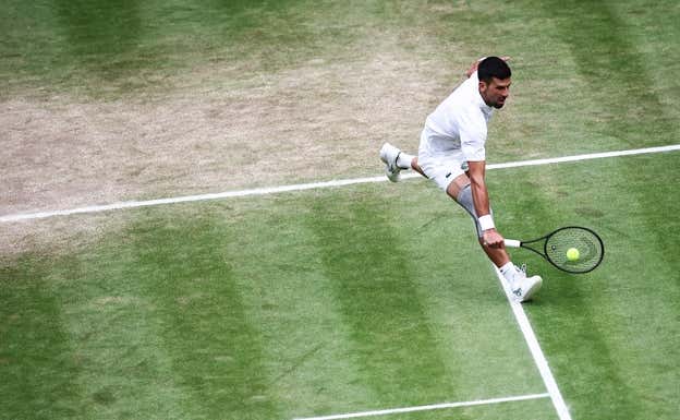 La rodilla de Djokovic no es un problema por una operación muy asentada y su voluntad de hierro