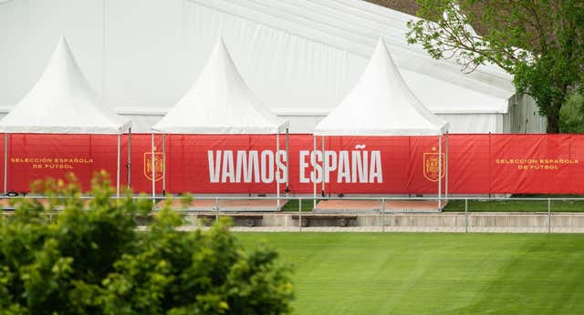España se despide eufórica del circo itinerante de Aasen donde ha cocinado esta Euro por 3 millones