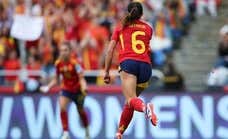 Las medias rotas de Aitana Bonmatí y un «estaba reventada» que marcan el desgaste de la Selección