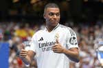 Dos pesos pesados del séquito Mbappé y una 'silla vacía' en su presentación con el Real Madrid