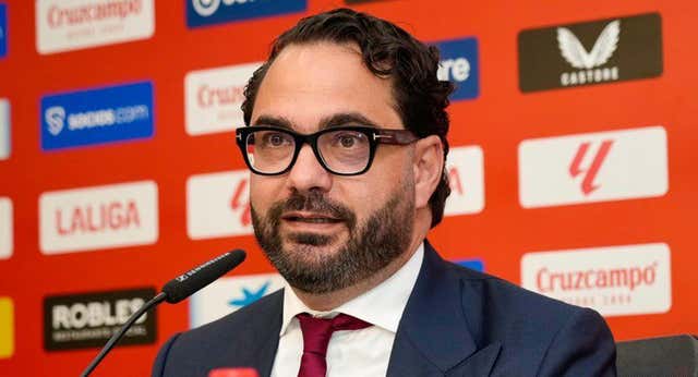 Orta confirma el cambio de plan con los descartes del Sevilla