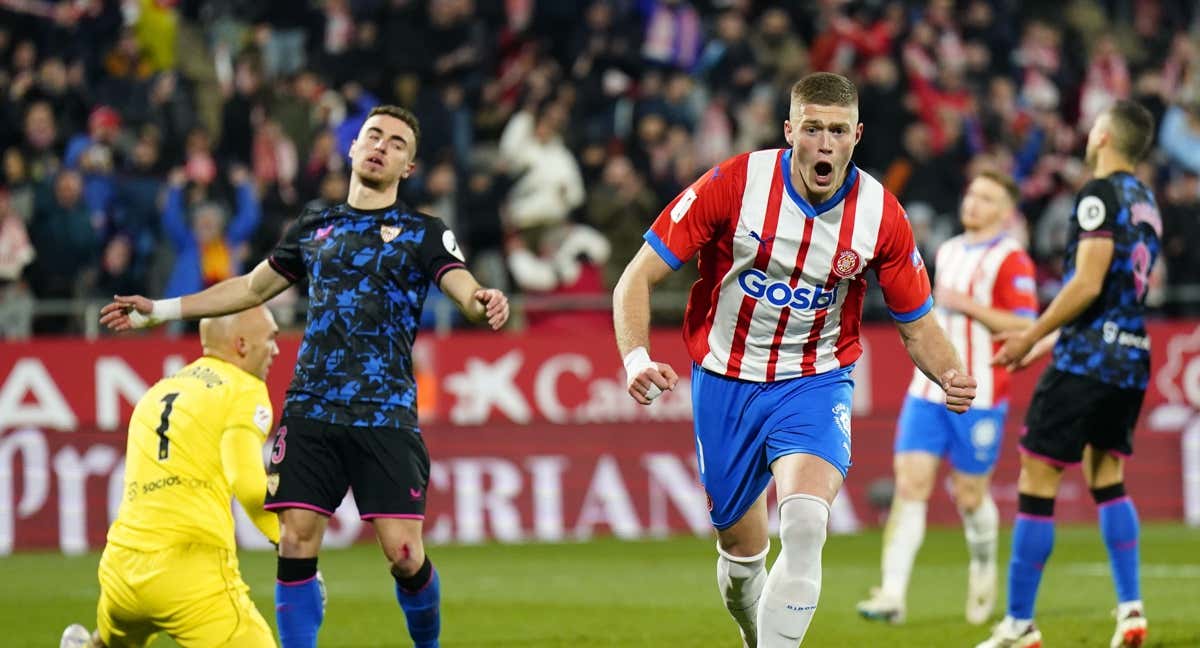 Artem Dovbyk quiere salir al Atlético de Madrid.