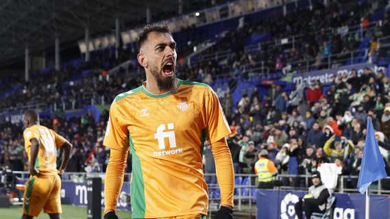 Borja Iglesias celebra un gol con el Betis. /EFE