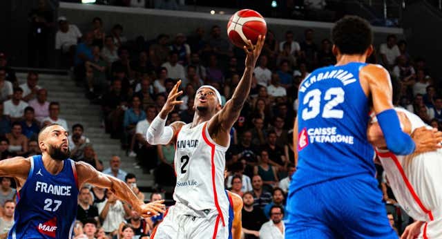 La Canadá de Jordi Fernández frena a Wembanyama de la mano de Shai y el ‘villano’ Dillon Brooks y asusta de cara a los Juegos