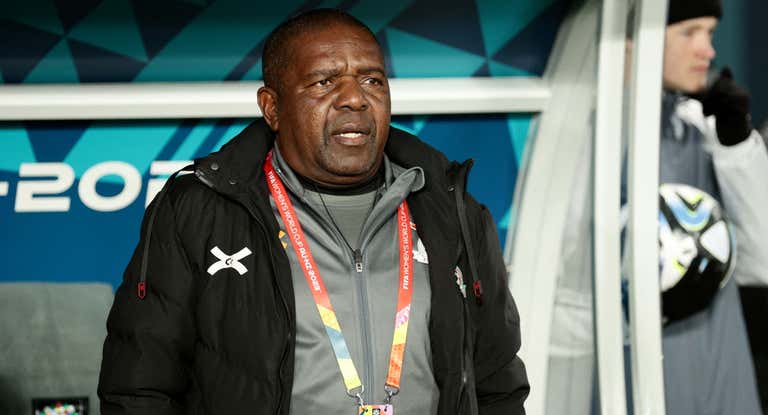 Bruce Mwape, seleccionador de Zambia.