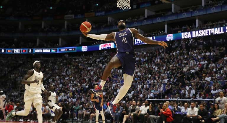 Mate de LeBron contra Sudán del Sur.
