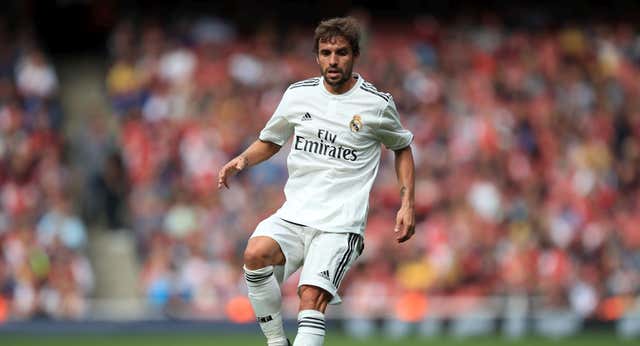 Rivera y las órdenes entre líneas que daba el Real Madrid a un canterano: ‘Veías a Hierro cómo iba vestido y ya te dabas cuenta’