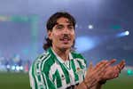 Bellerín reclama la igualdad salarial en el fútbol masculino y femenino: «Deseo y es justo que todos ganemos lo mismo»