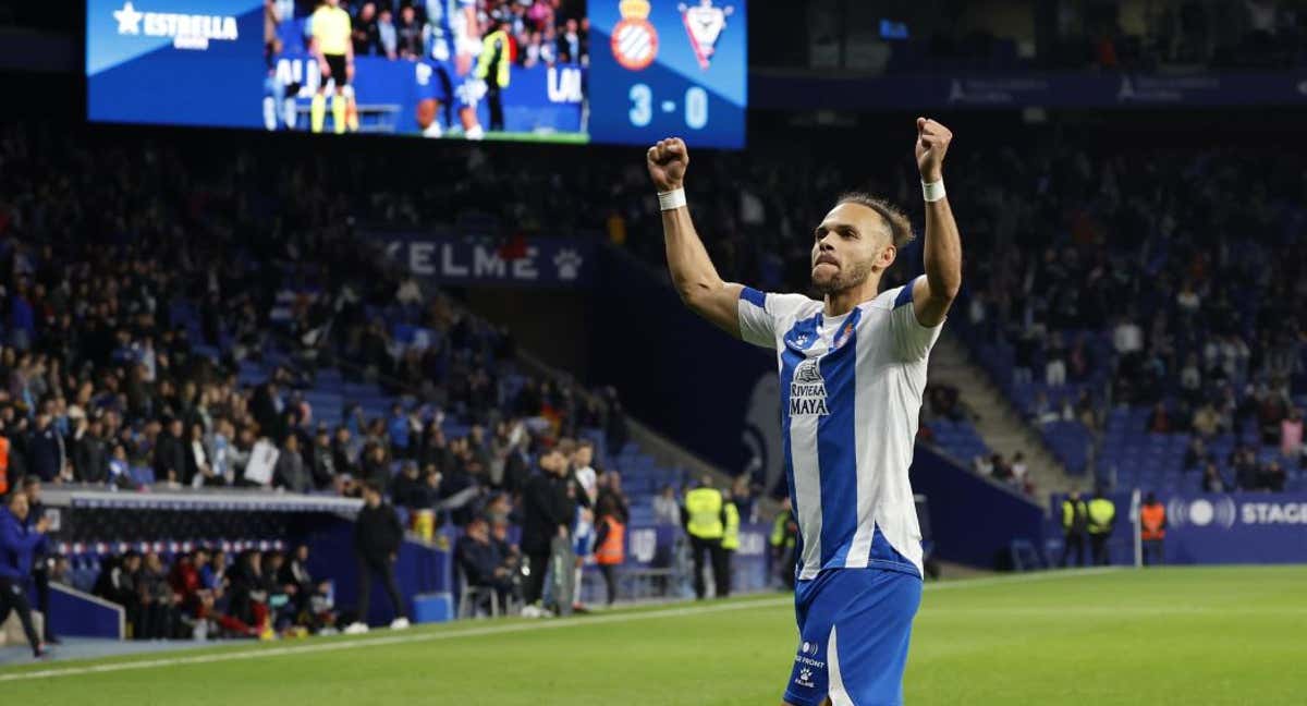 Braithwaite, celebrando un gol.