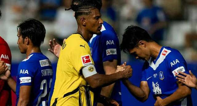 Sahin se enciende tras la primera derrota del Dortmund y lanza un aviso: “Si no haces lo básico, no jugarás, ¡así de simple!”