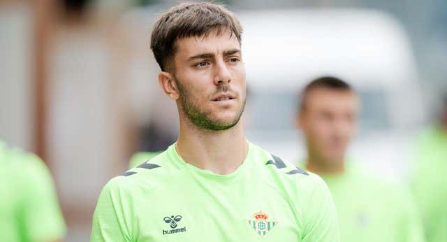 Iker Losada se hace fan de Fekir: «Me esperaba que fuese muy bueno, pero lo ves entrenarse y es otro rollo»