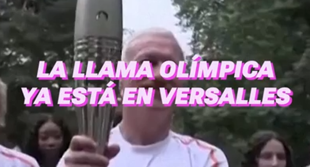 El seleccionador francés participó en el recorrido de la Llama Olímpica entre Yvelines y Versalles.