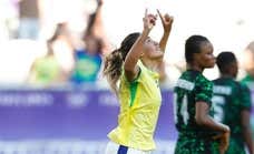 Gabi Nunes y la leyenda Marta colocan a Brasil a la altura de España