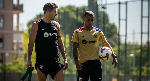 Lewandowski y una profecía pendiente de Nico Williams: “Tenemos que jugar con dos extremos”