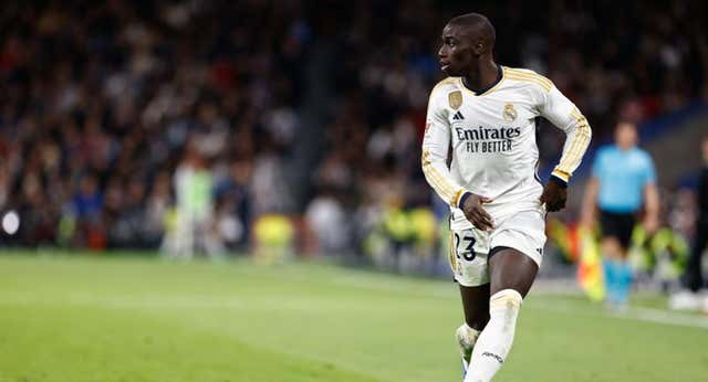 La renovación de Mendy no supone la rendición con Davies