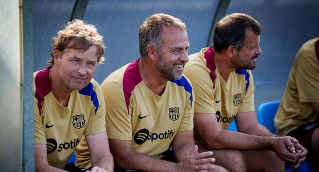 Pablo Torre endulza el debut del Barça de Flick bajo la atenta mirada de Laporta: «Casi no podíamos salir del área»