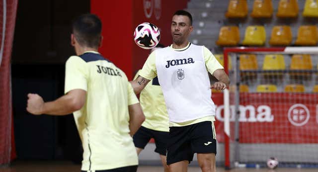Sergio Lozano: «No hay que presionarnos, no somos favoritos»