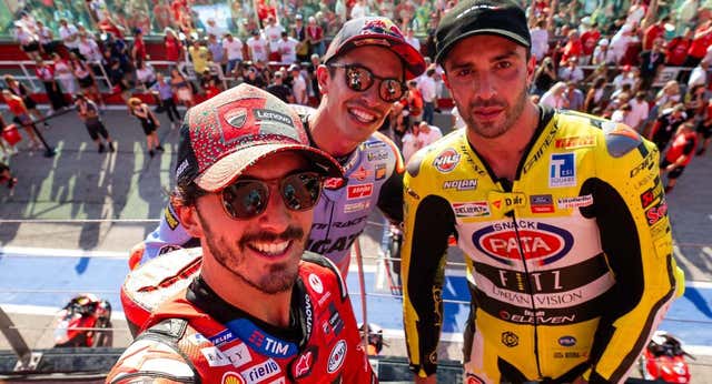 Bagnaia gana y Márquez saca al caníbal y termina tercero con Bulega como víctima