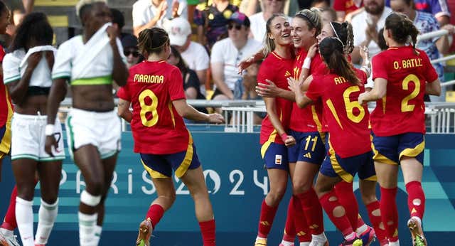 Alexia Putellas fue la magia y el gol(azo) de España para plantarse en cuartos
