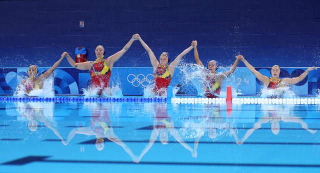España cambia la historia ante Estados Unidos esta vez sin sangre en la piscina: «Tengo clavadas las finales perdidas…»