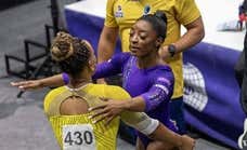 El mundo se rinde ante Simone Biles, pero en los vestuarios de París prefieren a su única rival: “Rebeca me tiene enamorada”