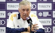 Ancelotti cierra la puerta al fichaje de un central: «Tenemos la posición bien cubierta»