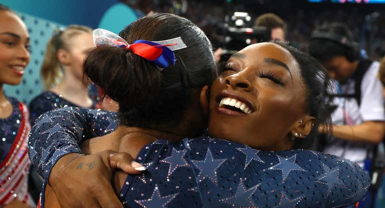 Simone Biles, durante la final olímpica por equipos de gimnasia artística.