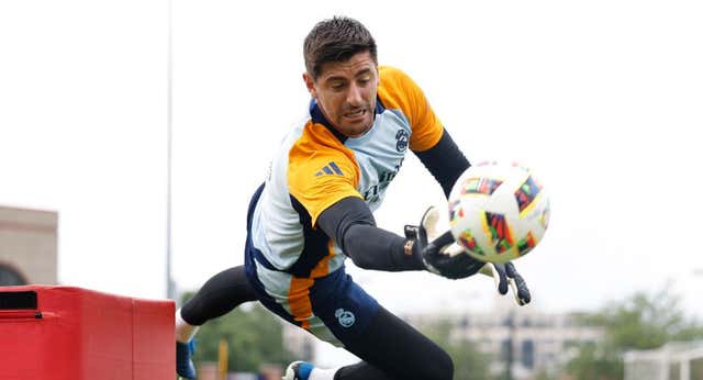 ¿Por qué Llopis graba todo lo que hacen Courtois y Lunin durante los entrenamientos en EEUU?