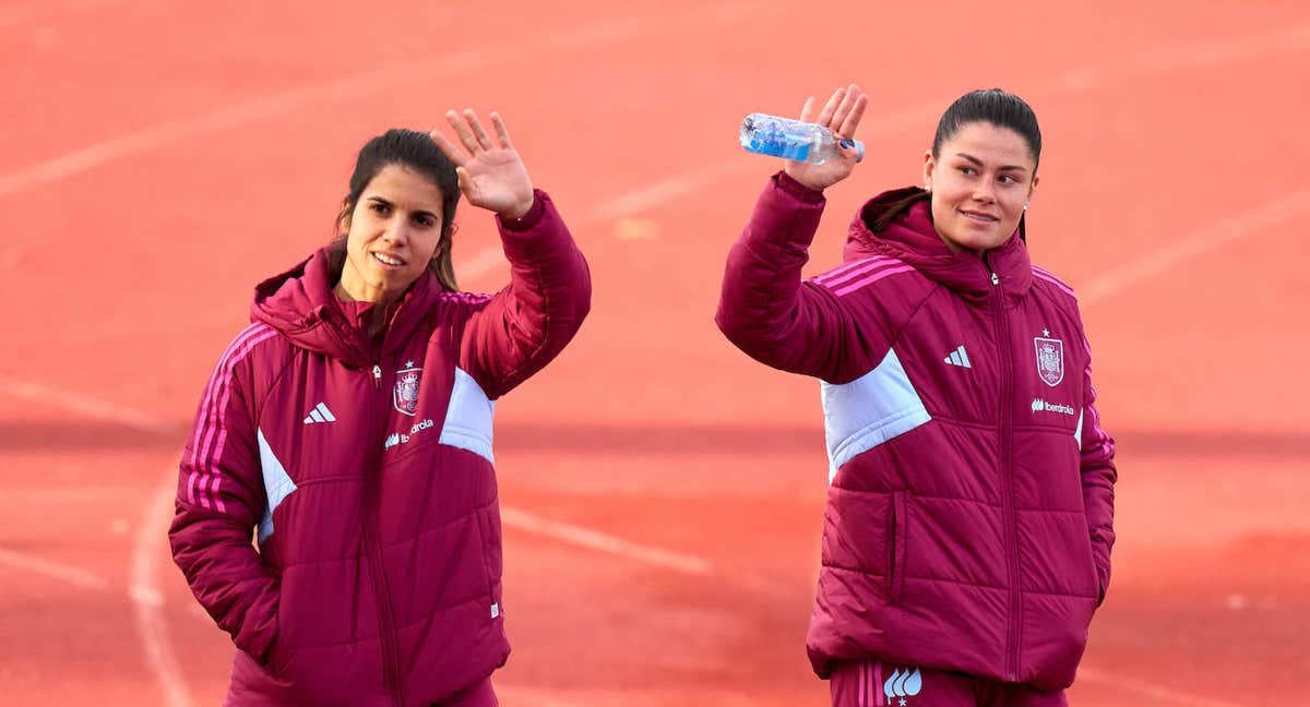 Alba Redondo y María Méndez, con la Selección en Las Rozas. /RFEF