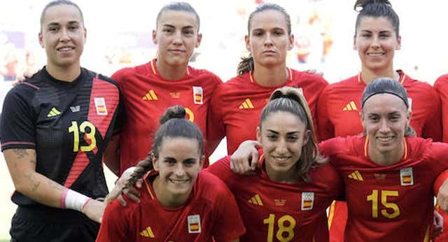 Las palabras cruzadas de Tere Abelleira y Patri Guijarro que abren la vía del doble pivote: “Es un lujo”, ‘me gusta jugar con ella’…