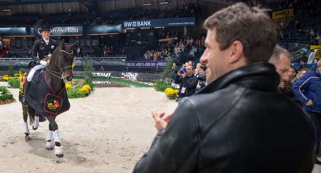 Thomas Müller ‘gana’ un oro olímpico… ¡gracias a su caballo!