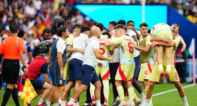 ¡España reina en el Olimpo del fútbol 32 años después!