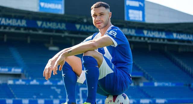 Tomás Conechny, el extremo risueño que ha desatado la ilusión en Vitoria: “¡Pero a quién hemos fichado!’