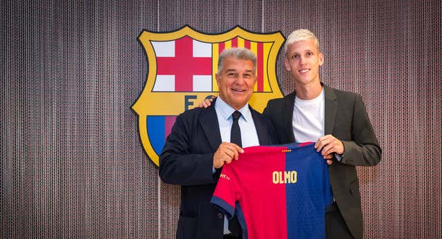 La evolución de Dani Olmo tras abandonar La Masia: «No lo imaginaba jugando entre líneas»