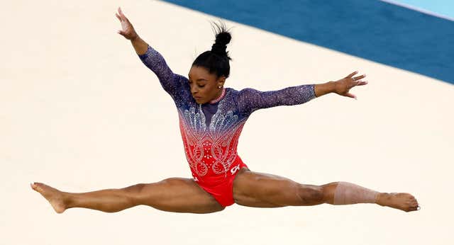 Una creadora de música electrónica se entera por Instagram de que Simon Biles usó sus canciones en los Juegos: ‘No me ha pedido autorización’