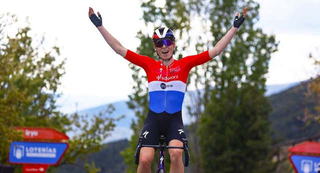 Mavi García y un récord de españolas, contra Demi Vollering y el Alpe d’Huez en el Tour femenino