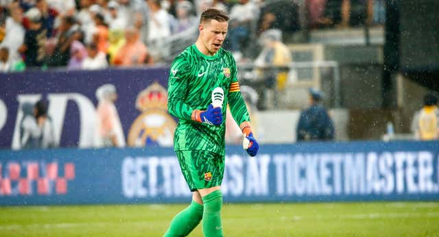 Ter Stegen se acuerda de Xavi y Sergi Roberto en el primer día de Flick: «Serán recordados como dos leyendas»