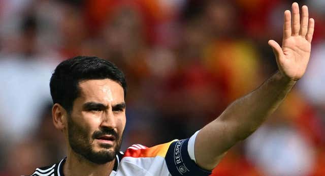 Gündogan confiesa cuándo decidió dejar la selección: «Me hizo pensar»