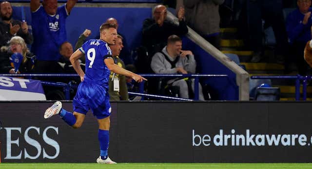 Vardy agranda su leyenda en la Premier con un partido que acaba en provocación