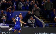 Vardy agranda su leyenda en la Premier con un partido que acaba en provocación