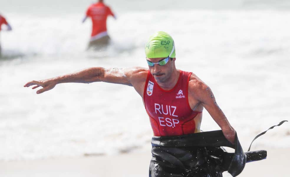 Jairo Ruiz confirma la alternativa del triatlón paralímpico para evitar los problemas del Sena: «Desvirtúa un poco la prueba»