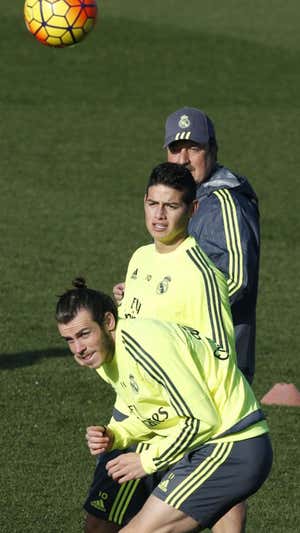 Benítez, James y Bale, en Valdebebas.