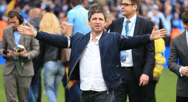 La vuelta de Oasis se fraguó a través de una profecía con el Manchester City con Guardiola como pegamento