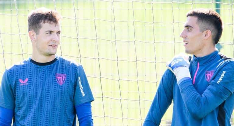 Julen y Padilla, durante un entrenamiento en Lezama.
