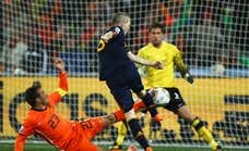 Carlos Martínez y los secretos del gol más cantado de Iniesta: «Juanma Castaño empezó a pegar berridos y se olvidó de que estaba en una retransmisión»