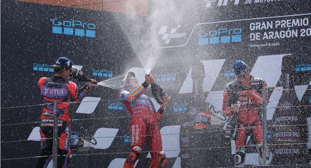 El valor sentimental de la victoria 60 de Marc Márquez: «He renunciado a mi equipo, a mis amigos aquí dentro…»