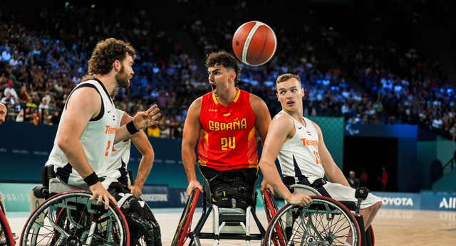 La selección masculina de basket en silla amarra la segunda plaza