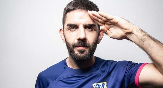 Una nueva aventura en Hong Kong para el trotamundos Diego Bardanca: «Es durísimo saber que acabas de conocer a tu hijo y te tienes que separar de él»